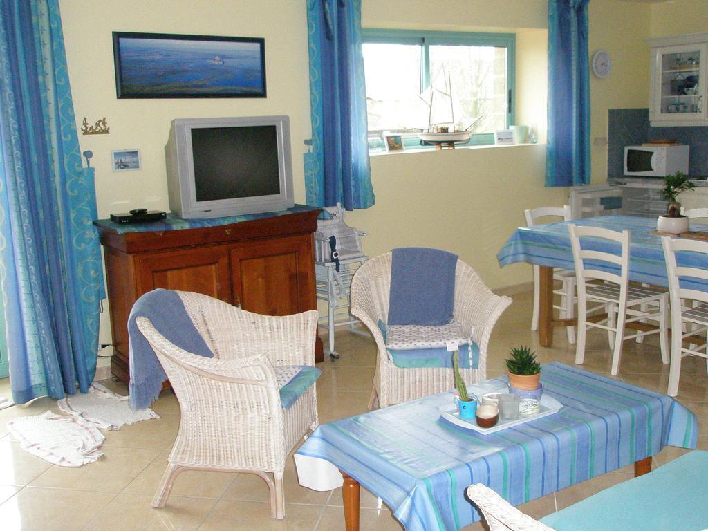 Gite Le Mascaret Roz-sur-Couesnon Δωμάτιο φωτογραφία