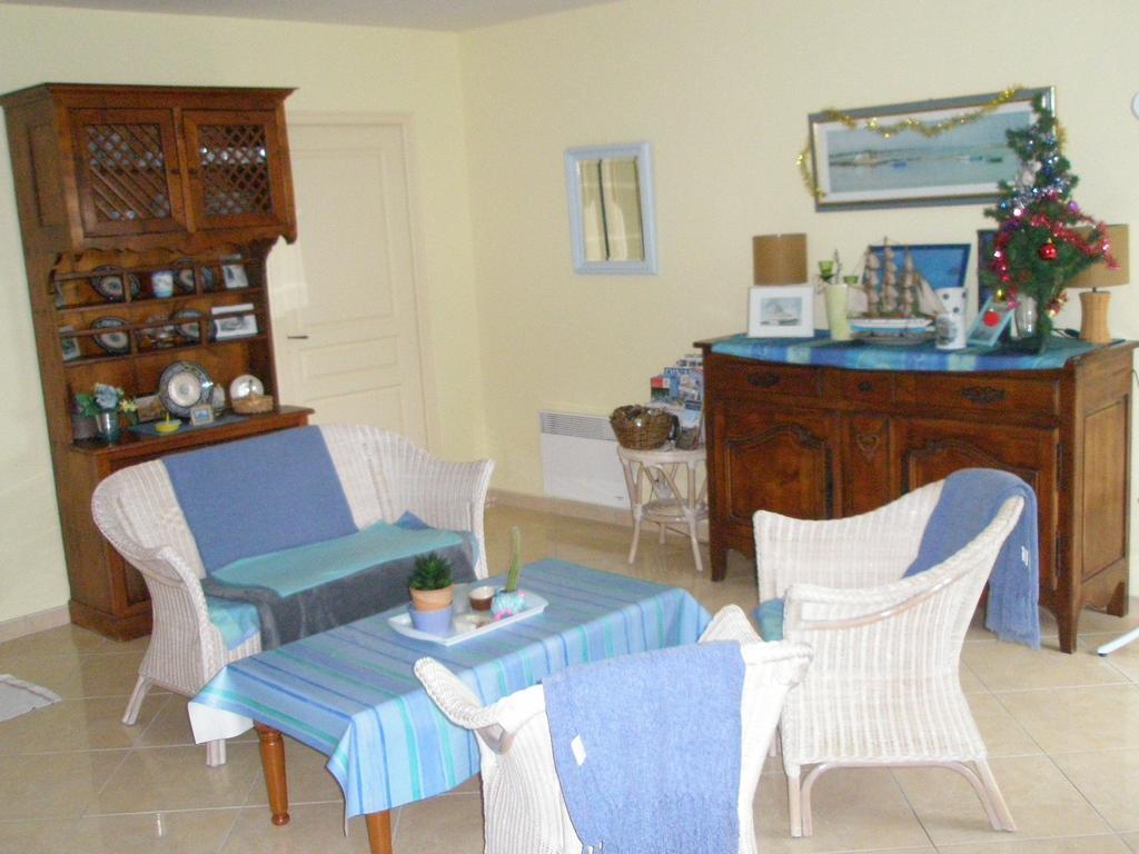 Gite Le Mascaret Roz-sur-Couesnon Δωμάτιο φωτογραφία